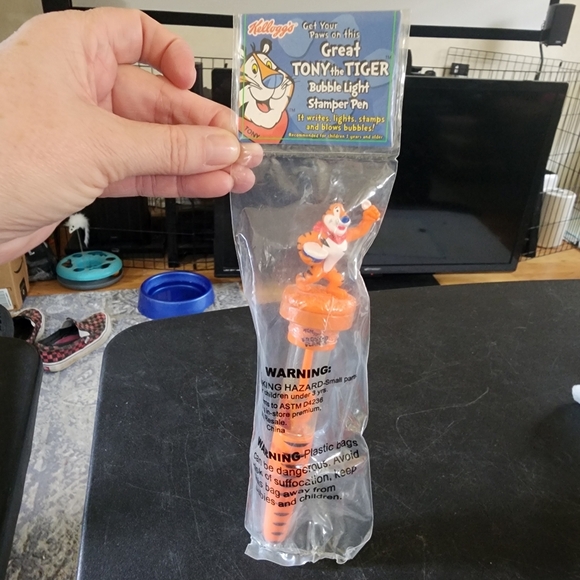 Kellogg's Tony the Tiger Bubble Light Stamper Pen - Picture 2 of 4